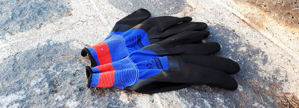 Berkley fishing gloves