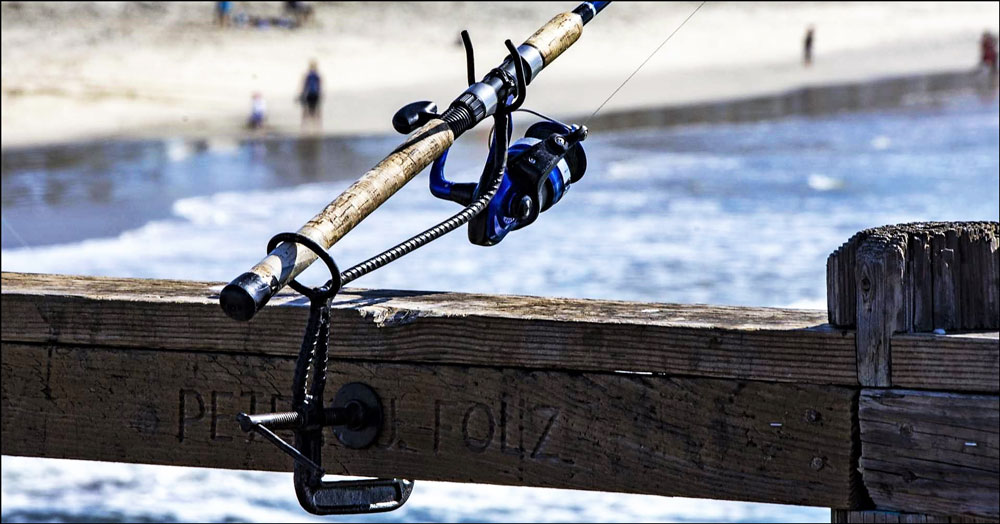 how to anchor a fishing rod to a pier